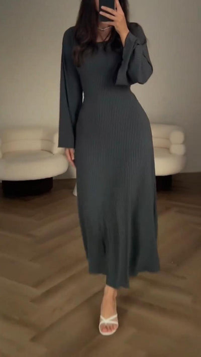 Isabella™️ – luźna długa sukienka z rozcięciem i długim rękawem