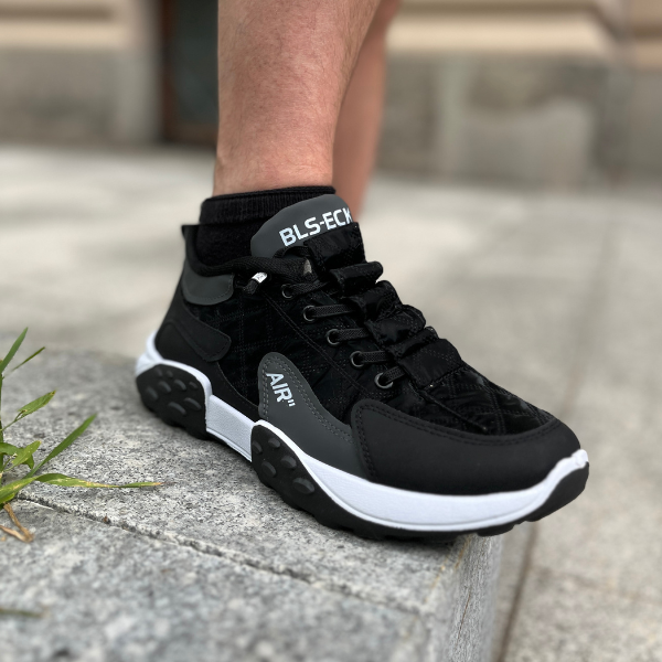 Ivan – szybkie wsuwane trampki