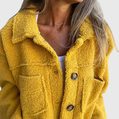 Zara – Elegancka kurtka z guzikami typu teddy