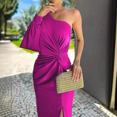 Bodil – elegancka sukienka z rozcięciem