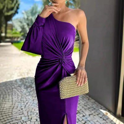 Bodil – elegancka sukienka z rozcięciem